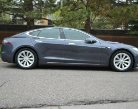 Сірий Тесла Модель С, об'ємом двигуна 0 л та пробігом 30 тис. км за 10300 $, фото 3 на Automoto.ua