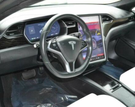 Сірий Тесла Модель С, об'ємом двигуна 0 л та пробігом 30 тис. км за 10300 $, фото 6 на Automoto.ua