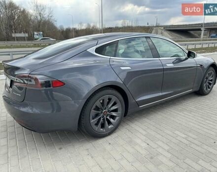 Серый Тесла Модель С, объемом двигателя 0 л и пробегом 62 тыс. км за 30500 $, фото 10 на Automoto.ua