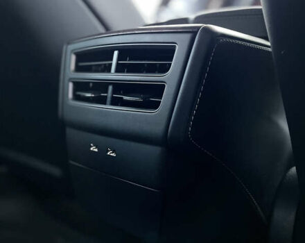 Серый Тесла Модель С, объемом двигателя 0 л и пробегом 28 тыс. км за 28500 $, фото 18 на Automoto.ua