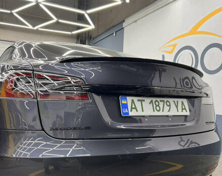 Тесла Модель С 2020 в Ивано-Франковске на Automoto.ua Серый Тесла Модель С, объемом двигателя 0 л и пробегом 25 тыс. км за 35000 $, фото 4 на Automoto.ua