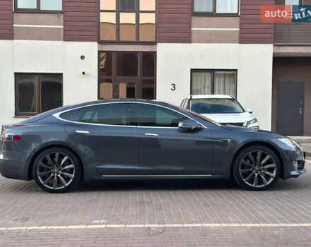 Тесла Модель С 2020 в Одессе на Automoto.ua Серый Тесла Модель С, объемом двигателя 0 л и пробегом 184 тыс. км за 26399 $, фото 12 на Automoto.ua
