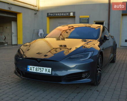 Сірий Тесла Модель С, об'ємом двигуна 0 л та пробігом 86 тис. км за 27900 $, фото 5 на Automoto.ua
