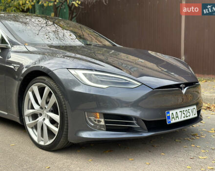 Сірий Тесла Модель С, об'ємом двигуна 0 л та пробігом 27 тис. км за 35000 $, фото 6 на Automoto.ua