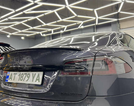 Тесла Модель С 2020 в Ивано-Франковске на Automoto.ua Серый Тесла Модель С, объемом двигателя 0 л и пробегом 25 тыс. км за 35000 $, фото 5 на Automoto.ua