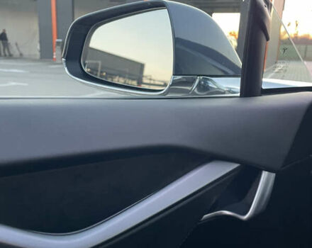 Серый Тесла Модель С, объемом двигателя 0 л и пробегом 28 тыс. км за 28500 $, фото 28 на Automoto.ua