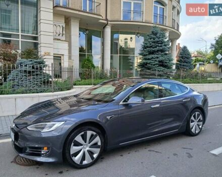 Тесла Модель С 2020 в Киеве на Automoto.ua Серый Тесла Модель С, объемом двигателя 0 л и пробегом 36 тыс. км за 34000 $, фото 5 на Automoto.ua