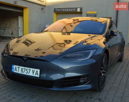 Сірий Тесла Модель С, об'ємом двигуна 0 л та пробігом 86 тис. км за 27900 $, фото 2 на Automoto.ua