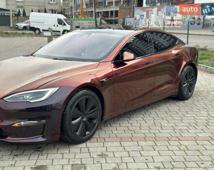 Серый Тесла Модель С, объемом двигателя 0 л и пробегом 104 тыс. км за 36900 $, фото 3 на Automoto.ua