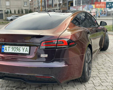 Серый Тесла Модель С, объемом двигателя 0 л и пробегом 104 тыс. км за 36900 $, фото 7 на Automoto.ua