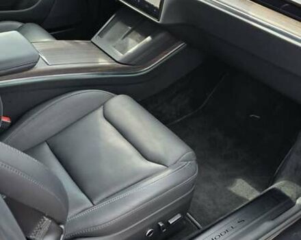 Серый Тесла Модель С, объемом двигателя 0 л и пробегом 18 тыс. км за 47000 $, фото 22 на Automoto.ua