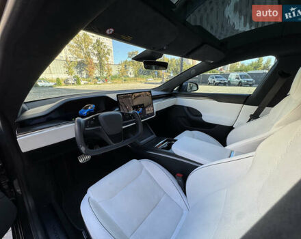 Серый Тесла Модель С, объемом двигателя 0 л и пробегом 45 тыс. км за 39000 $, фото 5 на Automoto.ua