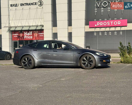 Серый Тесла Модель С, объемом двигателя 0 л и пробегом 30 тыс. км за 37500 $, фото 6 на Automoto.ua