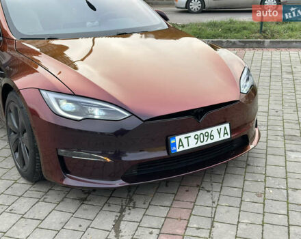 Серый Тесла Модель С, объемом двигателя 0 л и пробегом 104 тыс. км за 36900 $, фото 1 на Automoto.ua