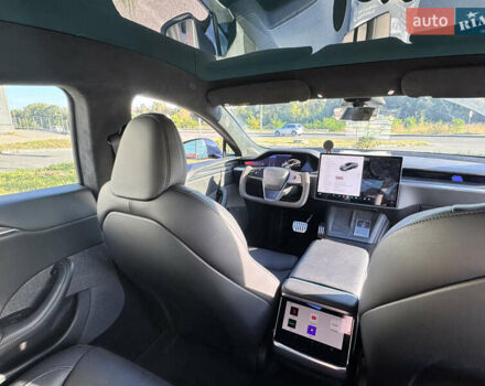 Серый Тесла Модель С, объемом двигателя 0 л и пробегом 30 тыс. км за 37500 $, фото 3 на Automoto.ua