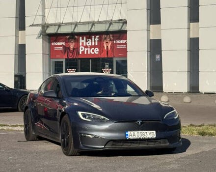 Серый Тесла Модель С, объемом двигателя 0 л и пробегом 30 тыс. км за 37500 $, фото 12 на Automoto.ua