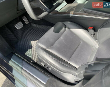 Серый Тесла Модель С, объемом двигателя 0 л и пробегом 77 тыс. км за 39900 $, фото 34 на Automoto.ua