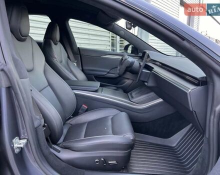 Тесла Модель С 2022 в Киеве на Automoto.ua Серый Тесла Модель С, объемом двигателя 0 л и пробегом 24 тыс. км за 95000 $, фото 29 на Automoto.ua