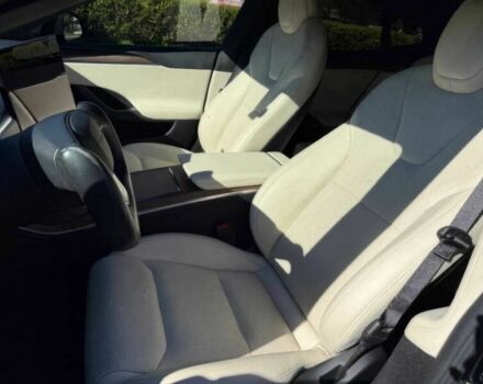 Серый Тесла Модель С, объемом двигателя 0 л и пробегом 20 тыс. км за 25600 $, фото 8 на Automoto.ua