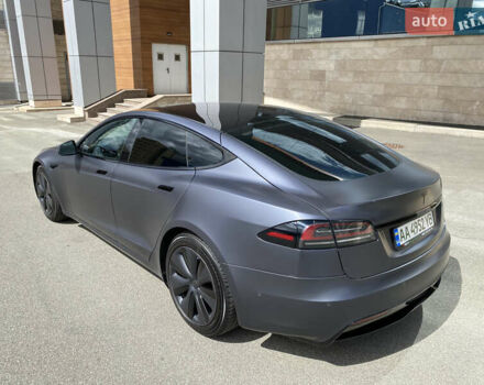 Серый Тесла Модель С, объемом двигателя 0 л и пробегом 77 тыс. км за 39900 $, фото 18 на Automoto.ua