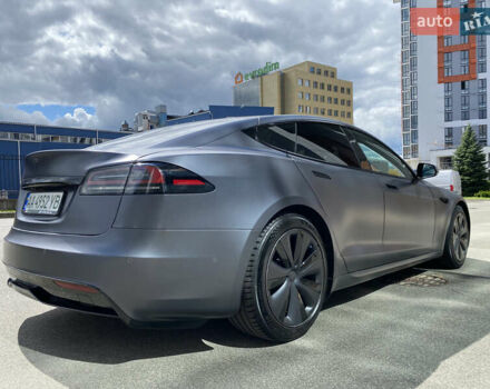 Серый Тесла Модель С, объемом двигателя 0 л и пробегом 77 тыс. км за 39900 $, фото 24 на Automoto.ua