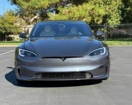 Серый Тесла Модель С, объемом двигателя 0 л и пробегом 20 тыс. км за 25600 $, фото 1 на Automoto.ua