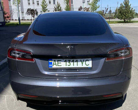 Тесла Модель С 2022 в Днепре (Днепропетровске) на Automoto.ua Серый Тесла Модель С, объемом двигателя 0 л и пробегом 86 тыс. км за 39000 $, фото 5 на Automoto.ua