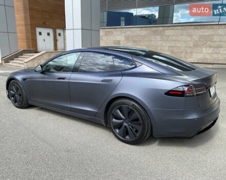 Серый Тесла Модель С, объемом двигателя 0 л и пробегом 77 тыс. км за 39900 $, фото 9 на Automoto.ua