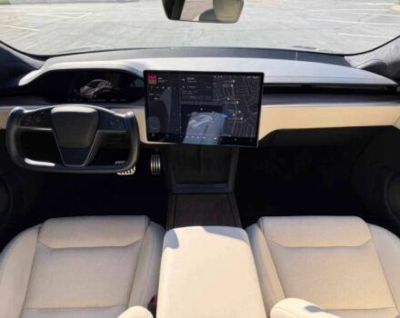 Серый Тесла Модель С, объемом двигателя 0 л и пробегом 20 тыс. км за 25600 $, фото 9 на Automoto.ua