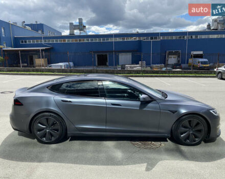 Серый Тесла Модель С, объемом двигателя 0 л и пробегом 77 тыс. км за 39900 $, фото 15 на Automoto.ua