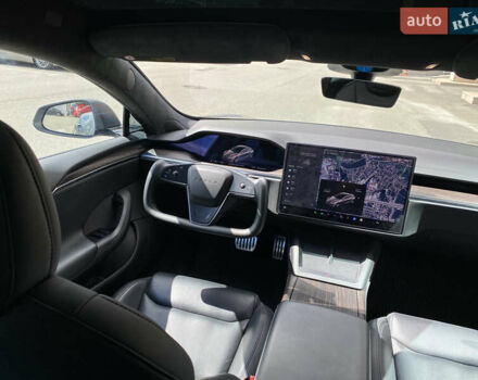 Серый Тесла Модель С, объемом двигателя 0 л и пробегом 77 тыс. км за 39900 $, фото 47 на Automoto.ua