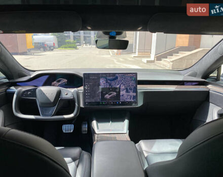 Серый Тесла Модель С, объемом двигателя 0 л и пробегом 77 тыс. км за 39900 $, фото 46 на Automoto.ua