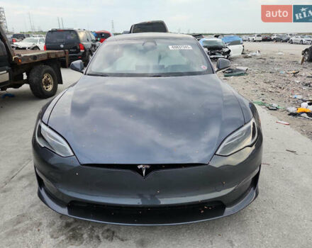 Серый Тесла Модель С, объемом двигателя 0 л и пробегом 78 тыс. км за 39000 $, фото 4 на Automoto.ua