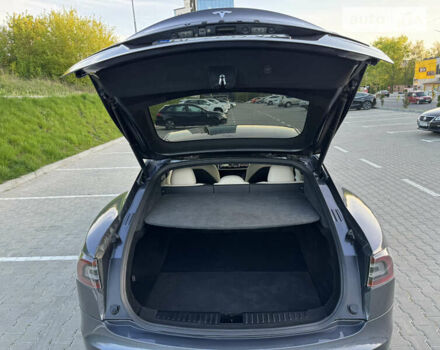 Сірий Тесла Модель С, об'ємом двигуна 0 л та пробігом 38 тис. км за 49000 $, фото 33 на Automoto.ua