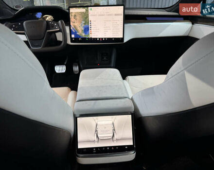 Серый Тесла Модель С, объемом двигателя 0 л и пробегом 78 тыс. км за 39000 $, фото 2 на Automoto.ua