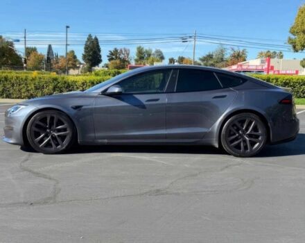 Серый Тесла Модель С, объемом двигателя 0 л и пробегом 20 тыс. км за 25600 $, фото 3 на Automoto.ua