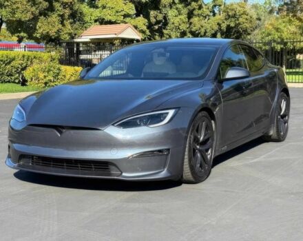 Серый Тесла Модель С, объемом двигателя 0 л и пробегом 20 тыс. км за 25600 $, фото 2 на Automoto.ua