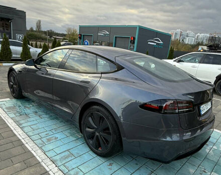 Серый Тесла Модель С, объемом двигателя 0 л и пробегом 69 тыс. км за 43000 $, фото 8 на Automoto.ua