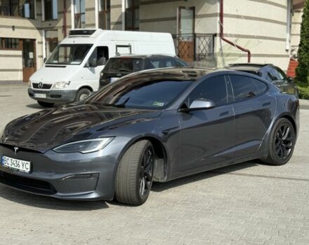 Серый Тесла Модель С, объемом двигателя 0 л и пробегом 74 тыс. км за 39900 $, фото 3 на Automoto.ua