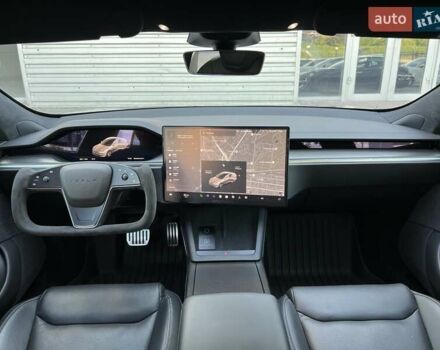 Серый Тесла Модель С, объемом двигателя 0 л и пробегом 24 тыс. км за 92000 $, фото 15 на Automoto.ua