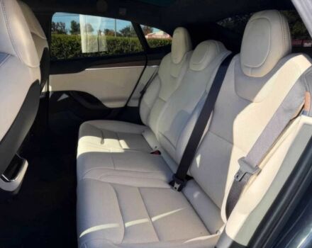 Серый Тесла Модель С, объемом двигателя 0 л и пробегом 20 тыс. км за 25600 $, фото 10 на Automoto.ua