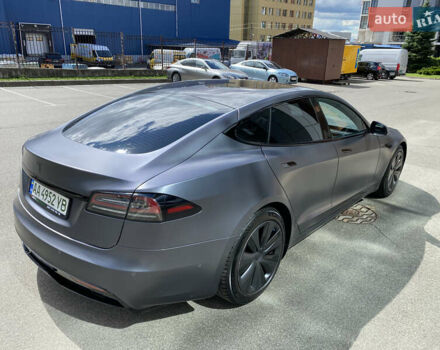 Серый Тесла Модель С, объемом двигателя 0 л и пробегом 77 тыс. км за 39900 $, фото 16 на Automoto.ua