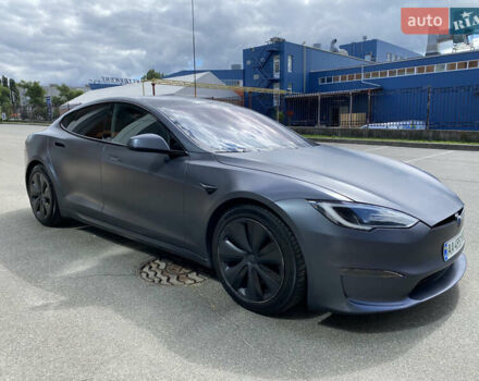 Серый Тесла Модель С, объемом двигателя 0 л и пробегом 77 тыс. км за 39900 $, фото 3 на Automoto.ua