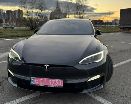 Серый Тесла Модель С, объемом двигателя 0 л и пробегом 5 тыс. км за 44000 $, фото 2 на Automoto.ua