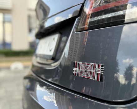 Сірий Тесла Модель С, об'ємом двигуна 0 л та пробігом 13 тис. км за 49900 $, фото 18 на Automoto.ua