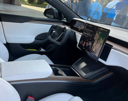 Сірий Тесла Модель С, об'ємом двигуна 0 л та пробігом 7 тис. км за 77777 $, фото 20 на Automoto.ua