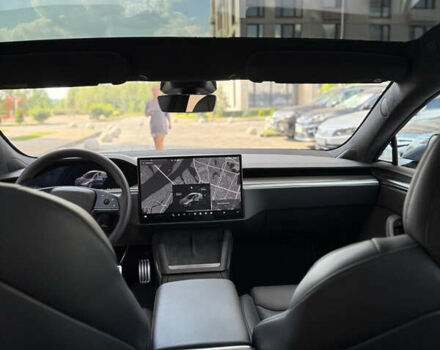 Серый Тесла Модель С, объемом двигателя 0 л и пробегом 12 тыс. км за 57770 $, фото 13 на Automoto.ua