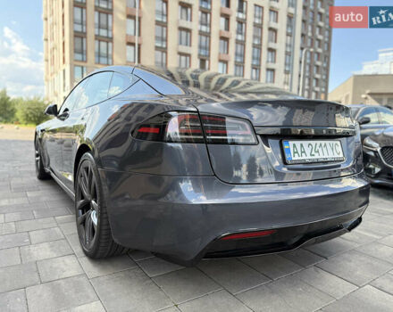 Серый Тесла Модель С, объемом двигателя 0 л и пробегом 12 тыс. км за 57770 $, фото 9 на Automoto.ua