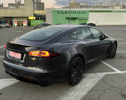 Серый Тесла Модель С, объемом двигателя 0 л и пробегом 5 тыс. км за 44000 $, фото 7 на Automoto.ua