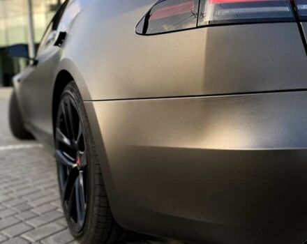 Серый Тесла Модель С, объемом двигателя 0 л и пробегом 9 тыс. км за 69500 $, фото 3 на Automoto.ua